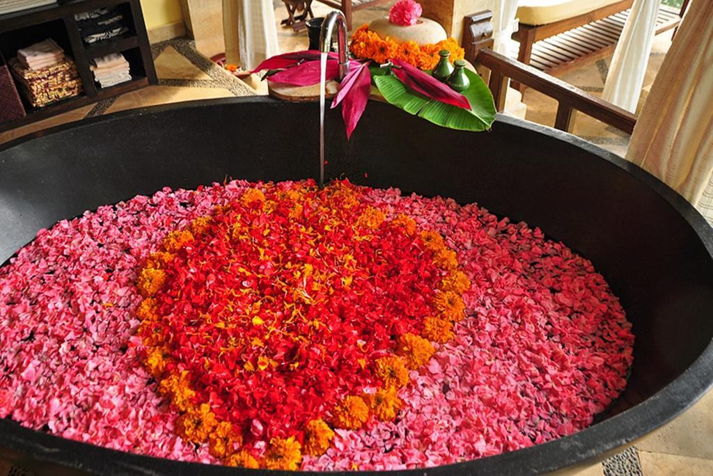 Puri Mangga Sea View Resort And Spa Lovina  Ngoại thất bức ảnh